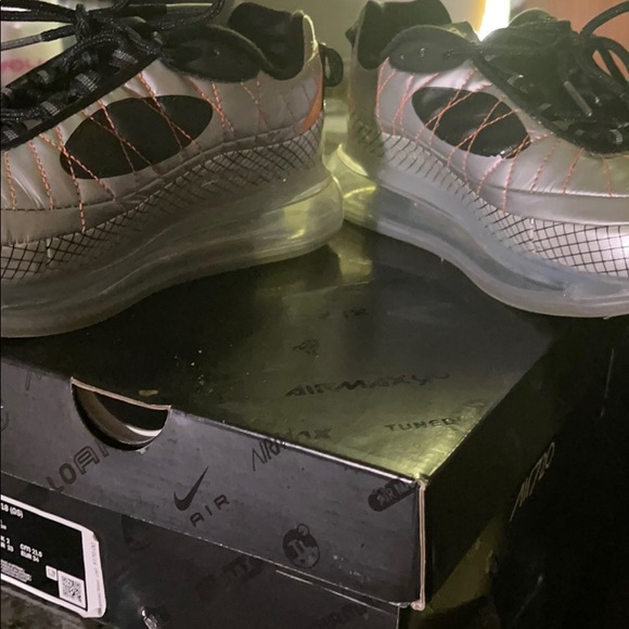 Boys sneakers - Picture 6 of 7